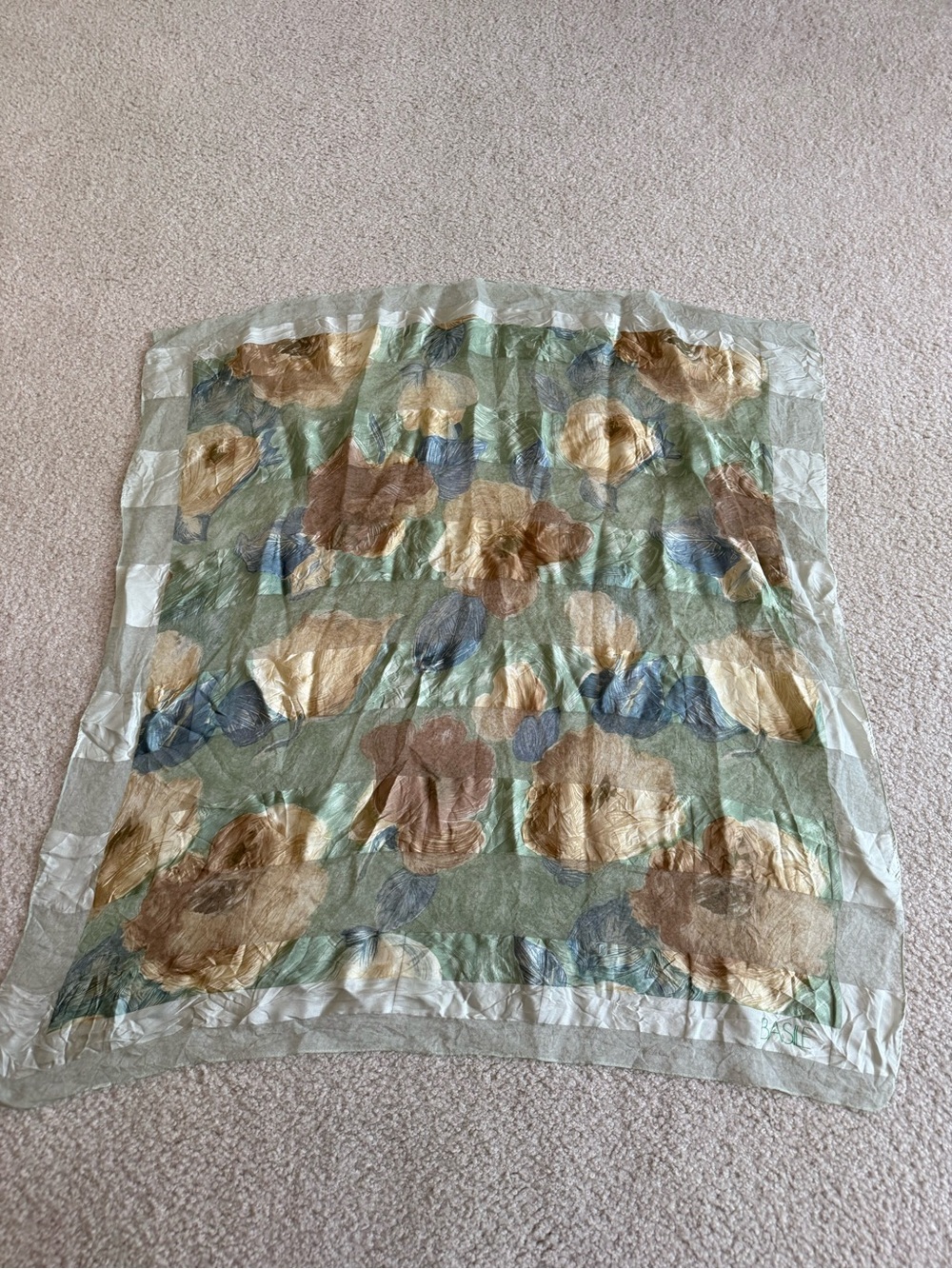 Basile scarf - Picture 3 of 6